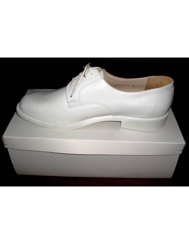 Low shoe leather white